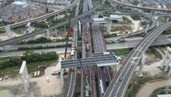 千噸鋼骨鑄通途，恒馳鋼構(gòu)助力甬臺(tái)溫高速完美“跨越”